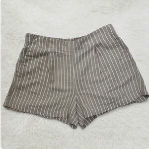 LOFT Striped Linen Blend Pleated Pull-On Shorts Tan/White Size MP